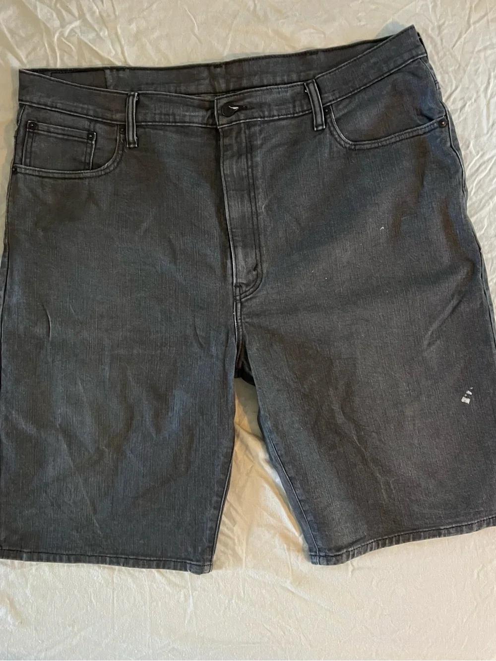 Levi’s 569 Loose Straight Gray Denim Shorts Size 42